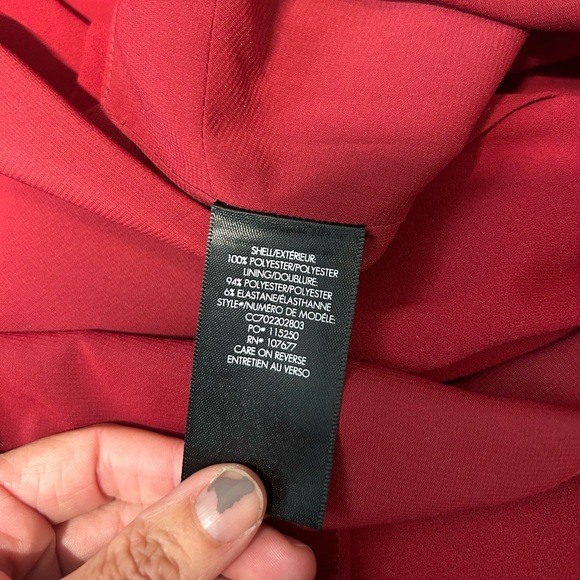 Alice + Olivia Lina Deep V-Neck Jumpsuit Size 6 - Picture 6 of 7